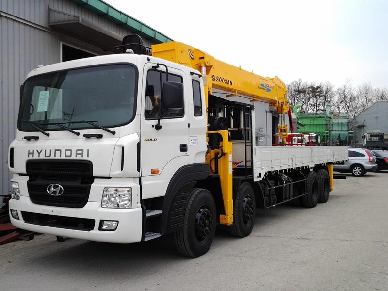 Xe tải Hyundai HD250 gắn cẩu Soosan 7 tấn