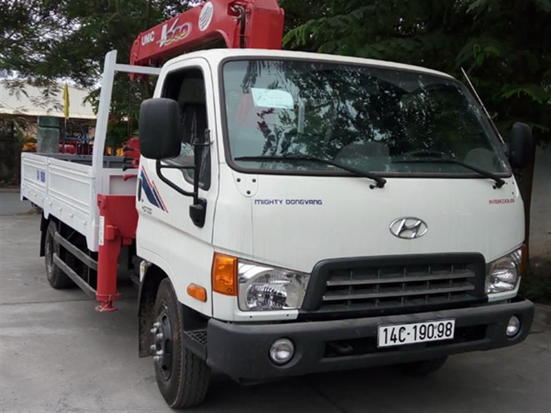 Xe cẩu HYUNDAI HD700 cẩu UNIC URV344