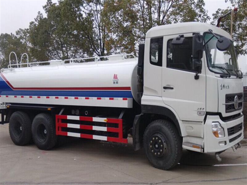 Xe téc phun nước Dongfeng 13 khối