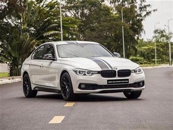 Euro Auto vẫn ra mắt BMW 320i mới trong “tâm bão”