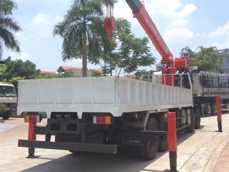 Xe cẩu HYUNDAI HD320 cẩu Atom 14 tấn 3