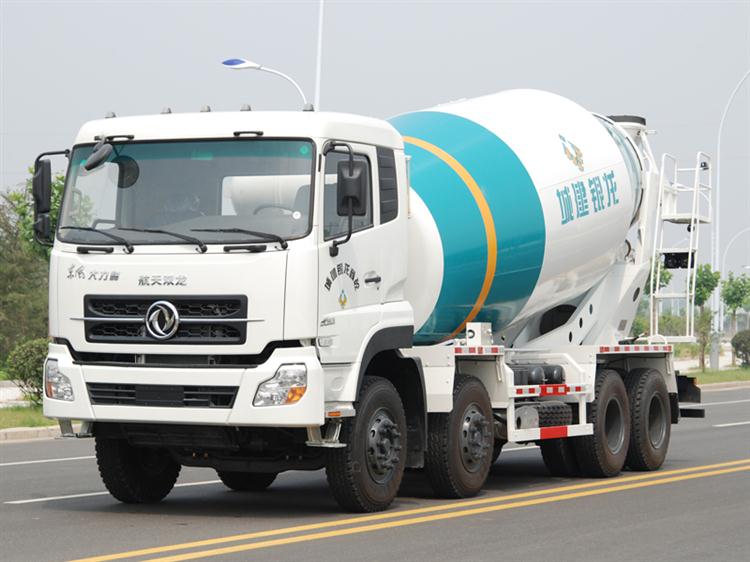 Xe trộn bê tông Dongfeng 9 khối 4
