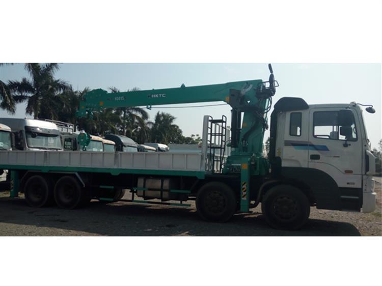 Xe cẩu HYUNDAI HD320 cẩu HKTC 10 tấn 3