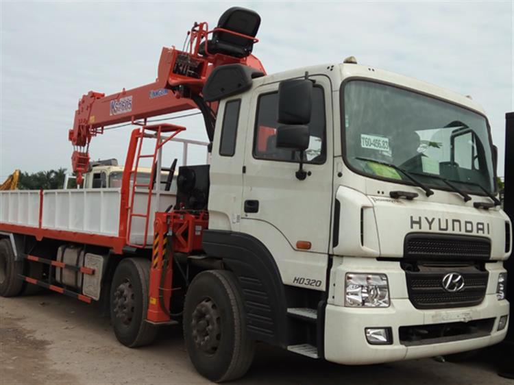 Xe cẩu HYUNDAI HD320 cẩu KangLim 10 tấn 2