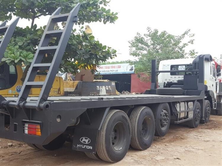 Xe chở máy chuyên dùng HYUNDAI HD360 3