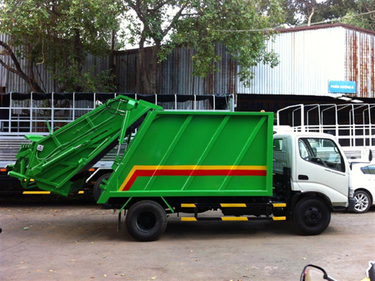 Xe ép rác Hino 6 khối thùng gân 3