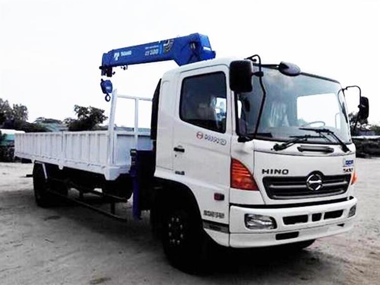 Xe tải Hino gắn cẩu tự hành Tadano 5 tấn  1