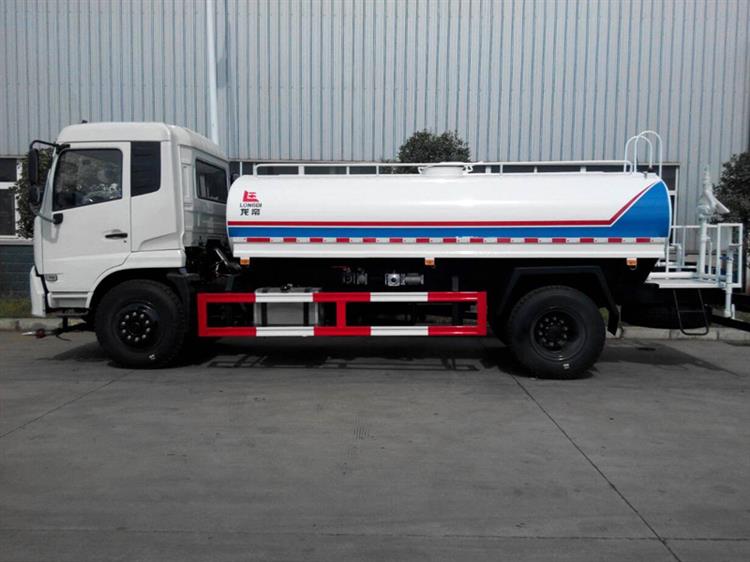 Xe phun nước rửa đường tưới cây 9m3 7
