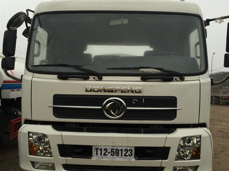 Xe phun nước rửa đường tưới cây 9m3 4