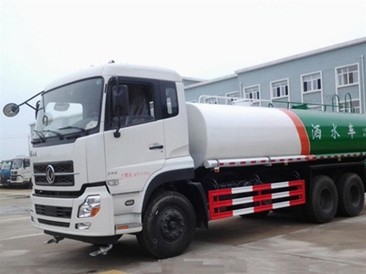 Xe phun nước rửa đường Dongfeng 9,5 khối 4
