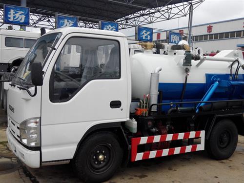 Xe hút chất thải